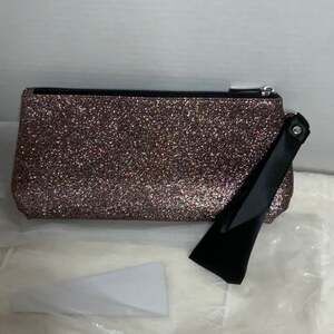 Absolutely gorgeous Mary Kay clutch/makeup bag, NEW WITH TAGS and still sealed.